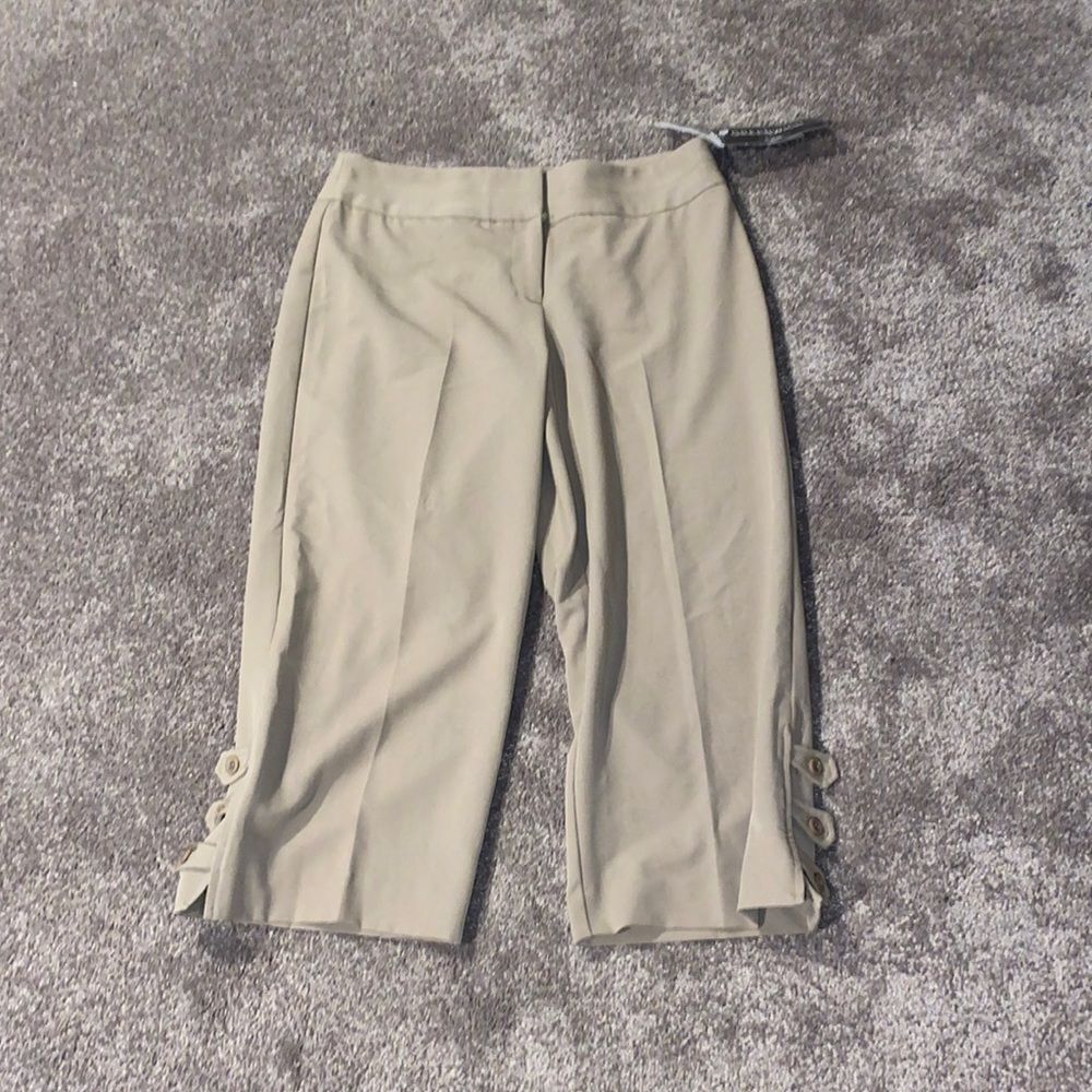 Tailor B. Moss Greenwich Tan Cropped Dress Pants Button Hem SIZE 6 NWT
